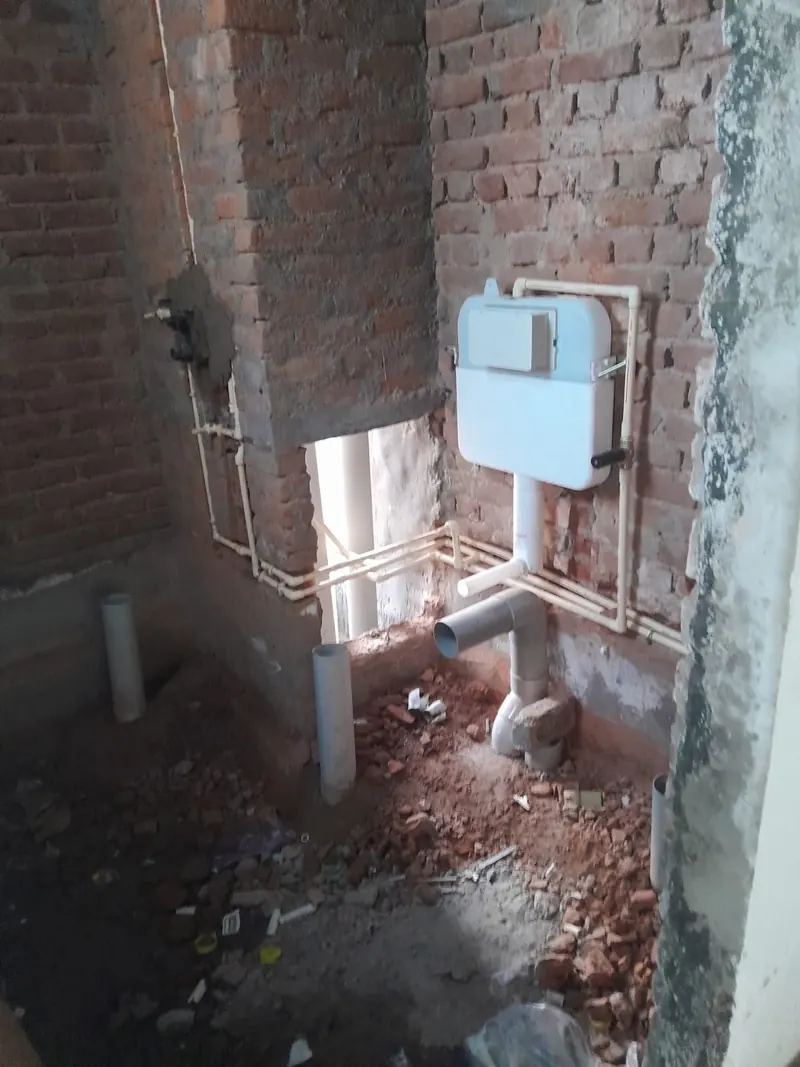 Bathroom plumbing rough-in with concealed cistern